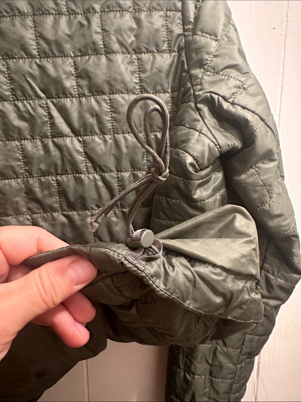 Patagonia Olive Quilted Lightweight Women's Puffer Jacket - Picture 9 of 14